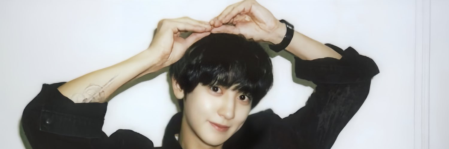 ʟօɛʏ 🍒🐶✈️'s banner