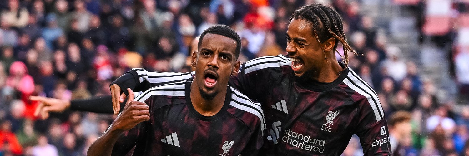 نادي ليفربول's banner