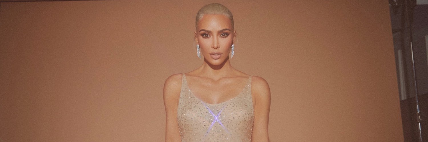 KIM K FORMATION's banner