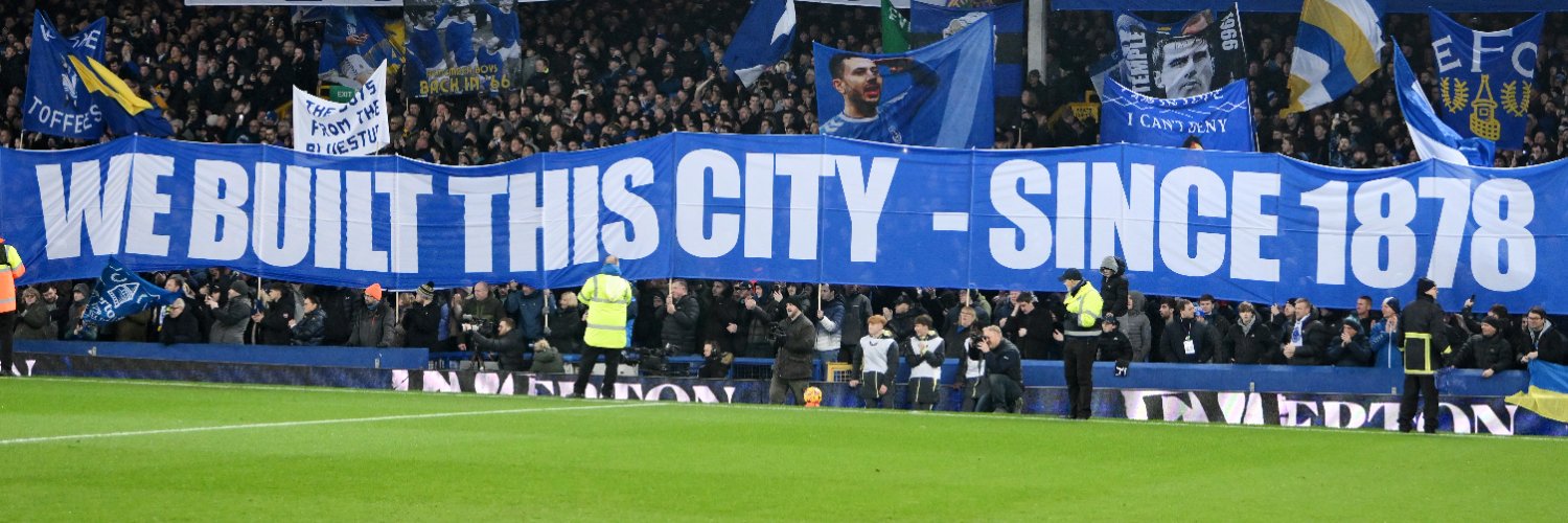 Everton in the USA's banner