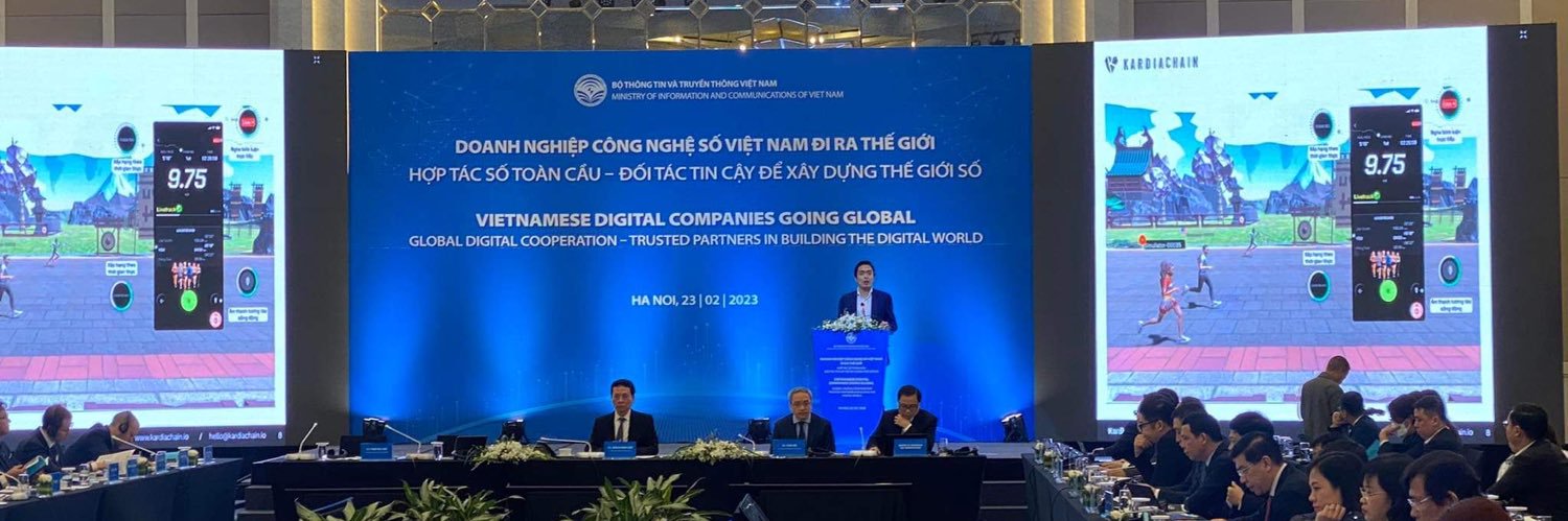 Huy Nguyen's banner