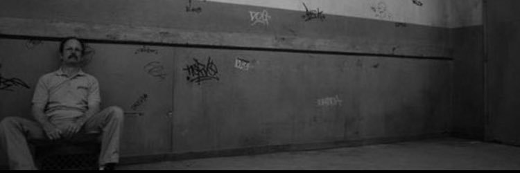 \/'s banner