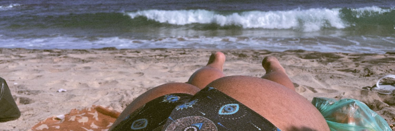 meio gata, meio loba's banner