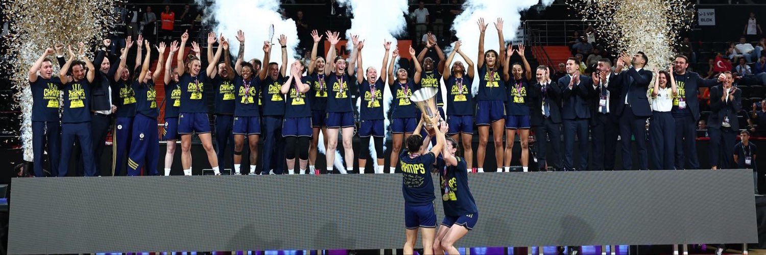 Fenerbahçe Tarfin Kadın Basketbol's banner