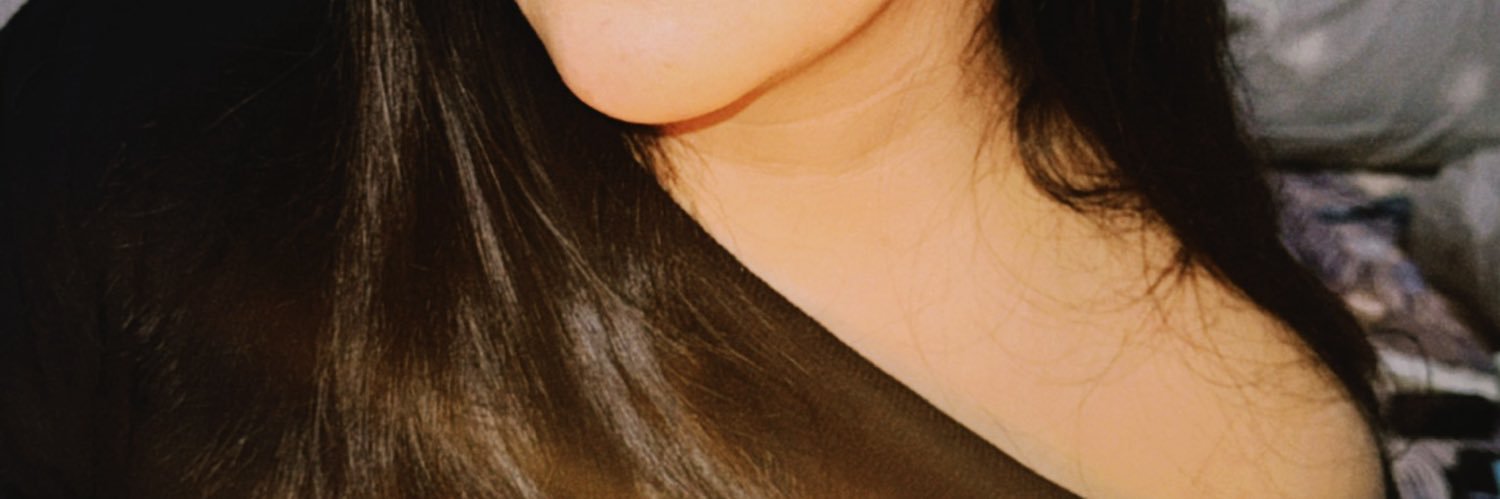 😜's banner