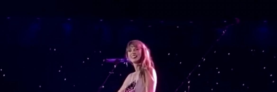 Chloe 🏒🐍 (taylor’s version)'s banner