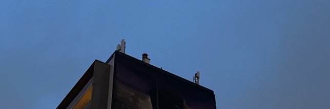 Léa 🥀's banner