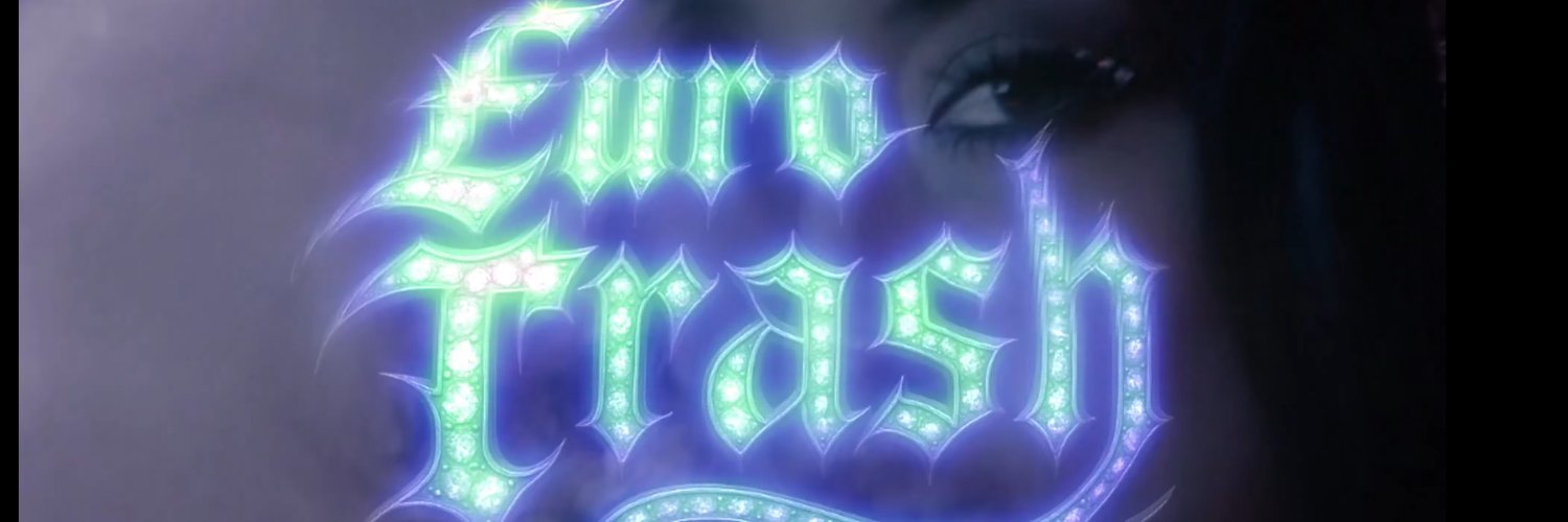 ￦'s banner