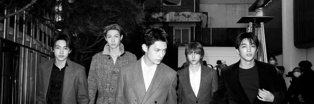 ไฮโซเม่'s banner