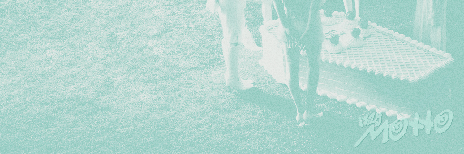 ITZY's banner