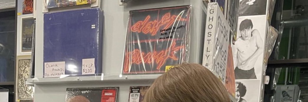 ash 😸's banner