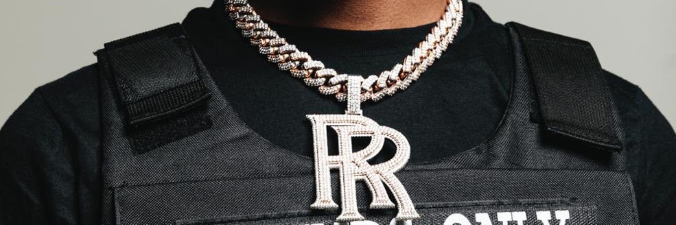 RRR ✵'s banner