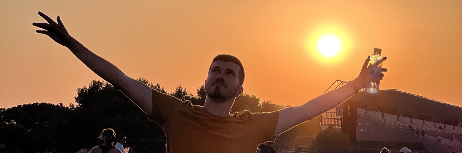 Pearja 🍐's banner