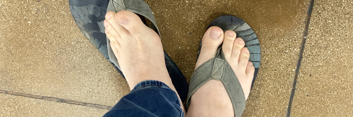 @feetandfuzz's banner