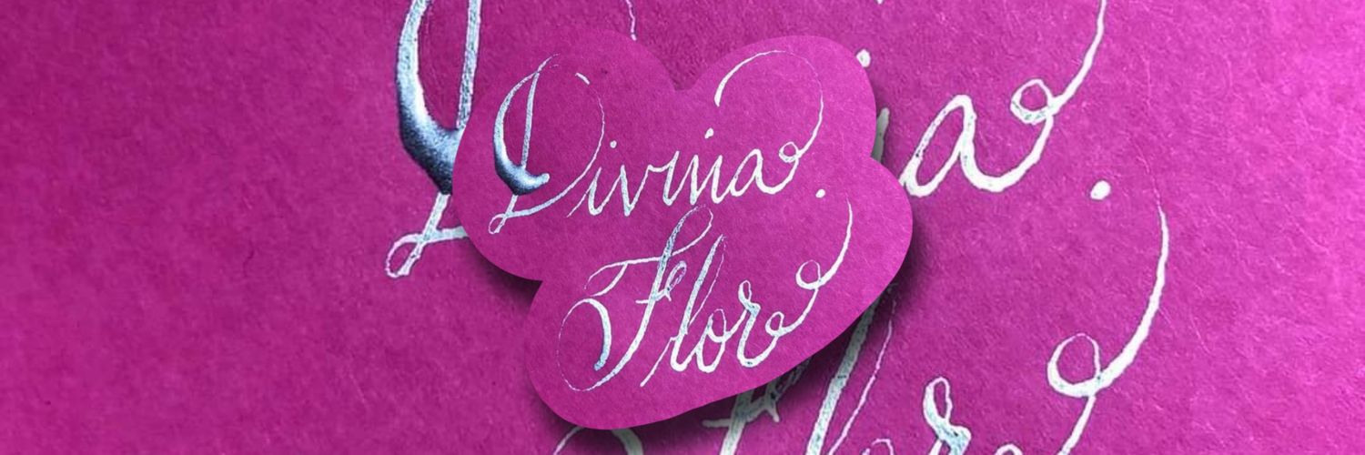 𝓓𝓲𝓿𝓲𝓷𝓪🌹𝓕𝓵𝓸𝓻's banner