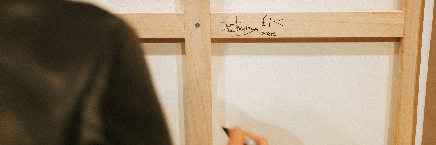 週刊文春WOMAN 2026春号 好評発売中's banner