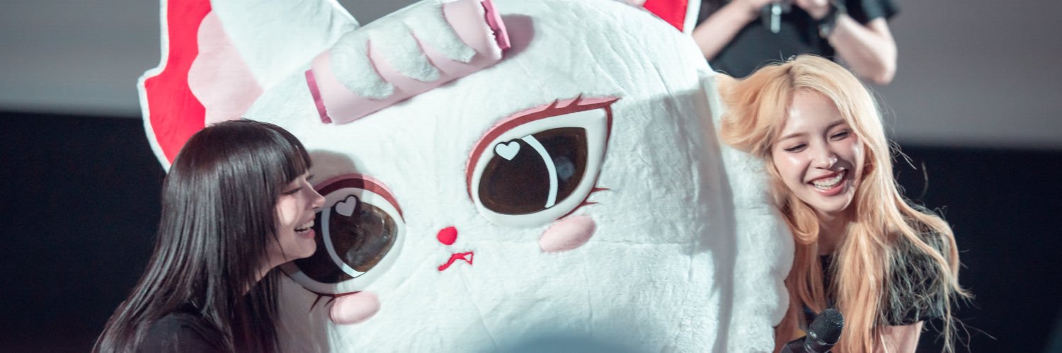 romie ⌯'Ⱉ'⌯ 🧸's banner