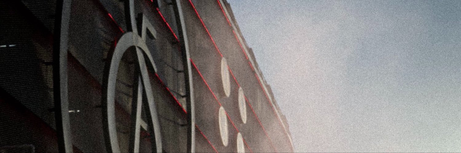 M A R Í A 🎭's banner