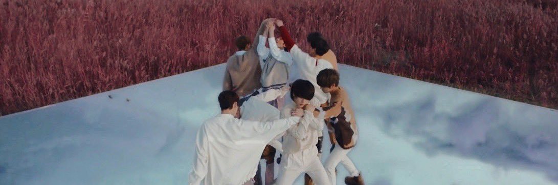 stray kids loops's banner