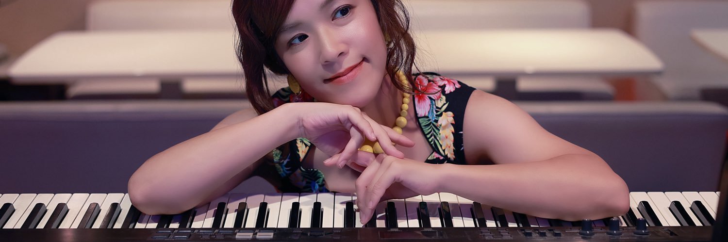 朝香智子🎹あさぴ🐯's banner