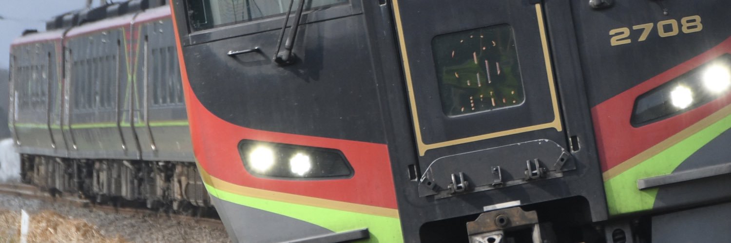 みね's banner