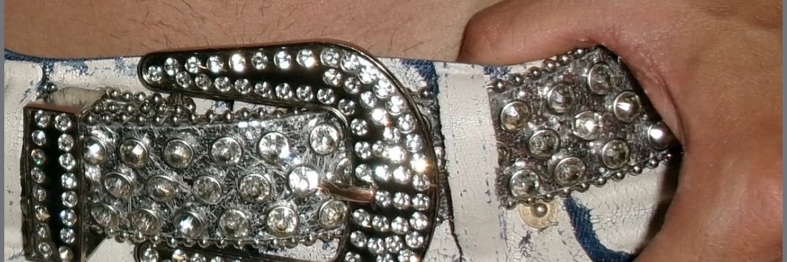 martina 🥷🏻's banner