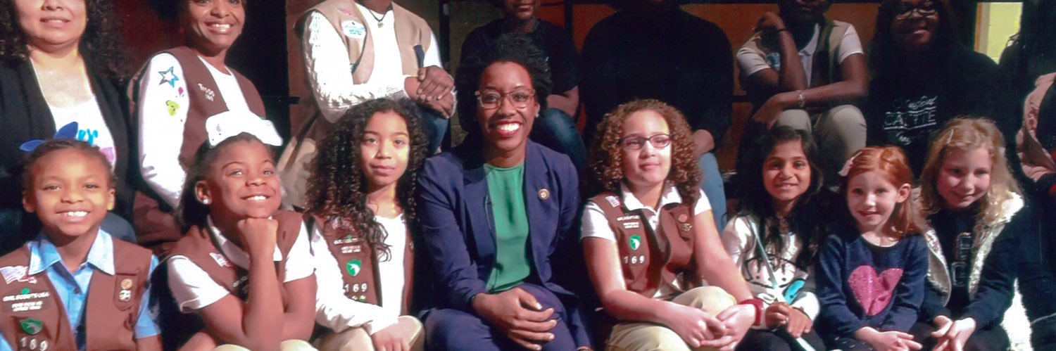 Rep. Lauren Underwood's banner