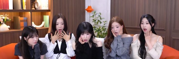 Legendary Apink's banner