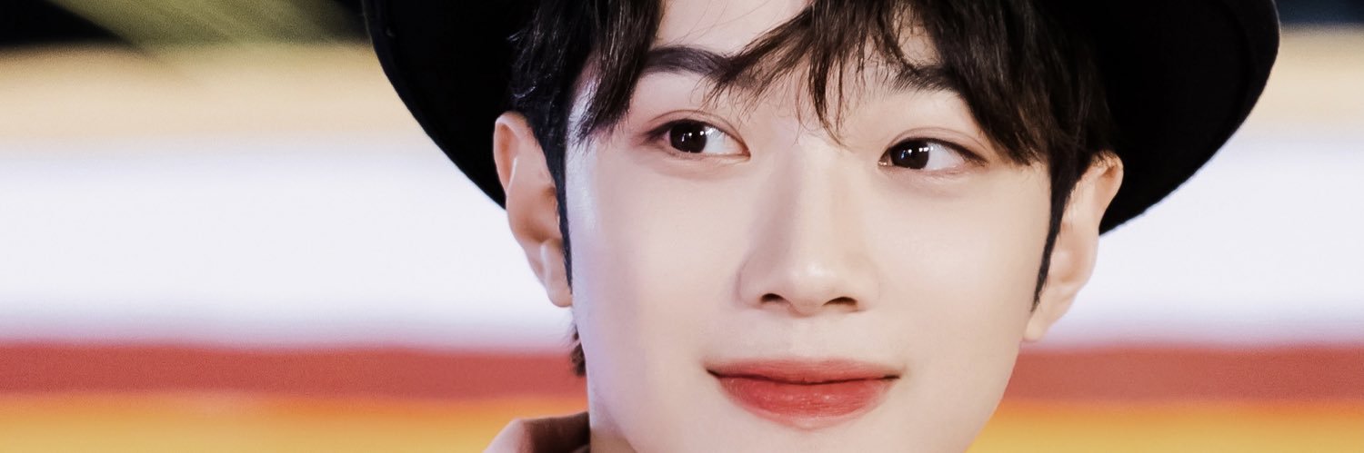 𝙐𝙍𝘽𝘼𝙉𝙀𝙇𝙄𝙉 : 어베인린 🪴's banner