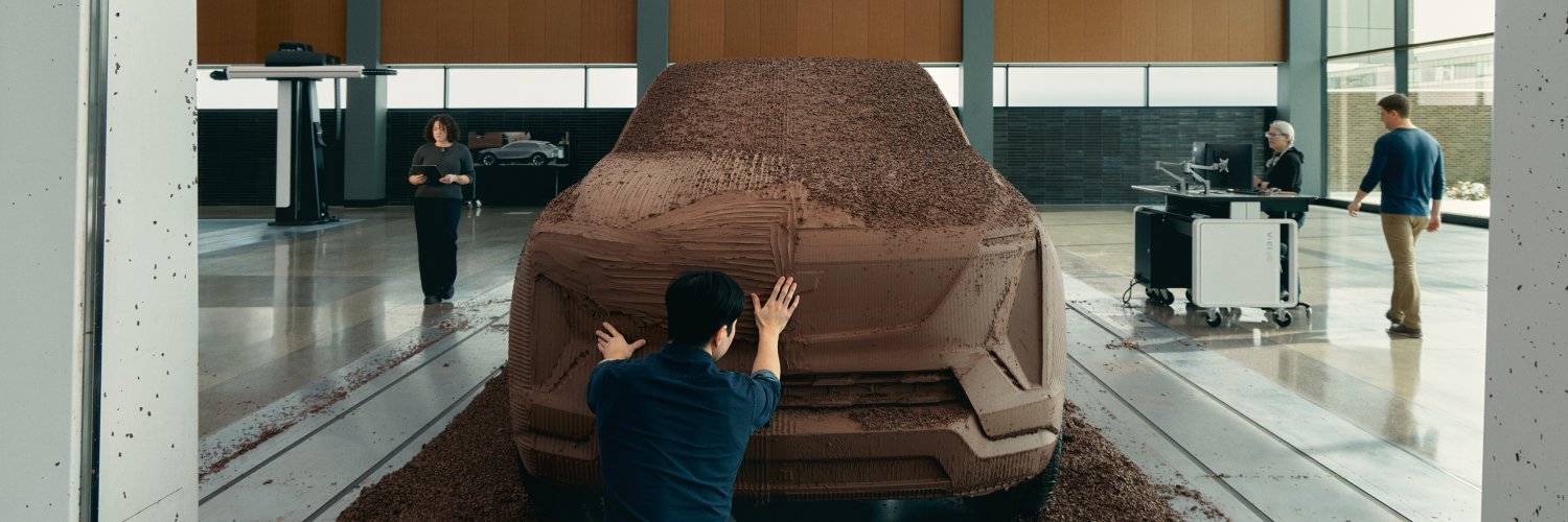 General Motors's banner