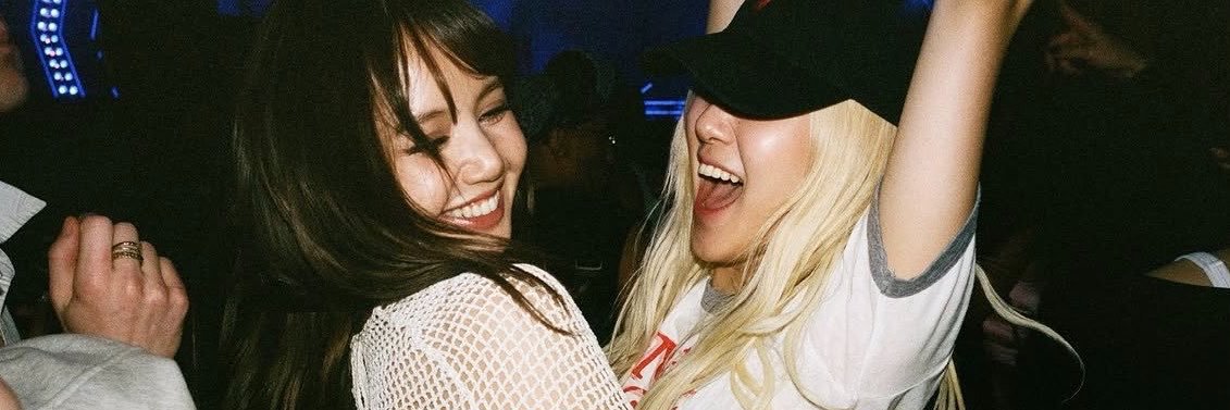 𝙍𝙤𝙨𝙞𝙚 𝙋𝙤𝙨𝙞𝙚🌻's banner
