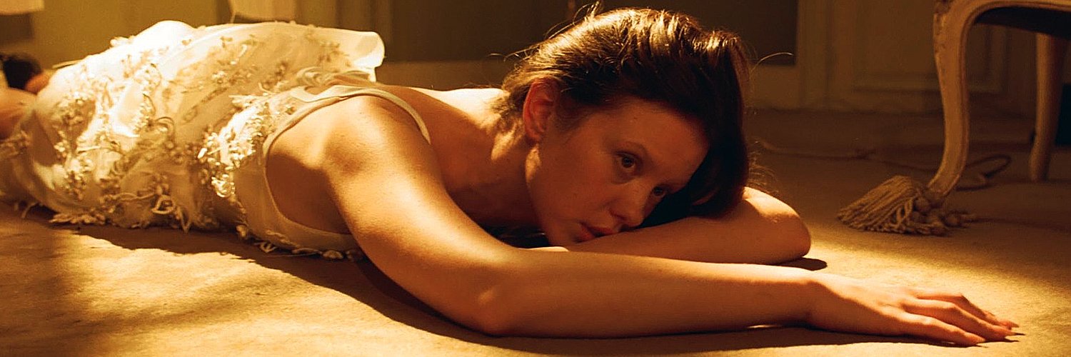 Mia Goth Updates's banner