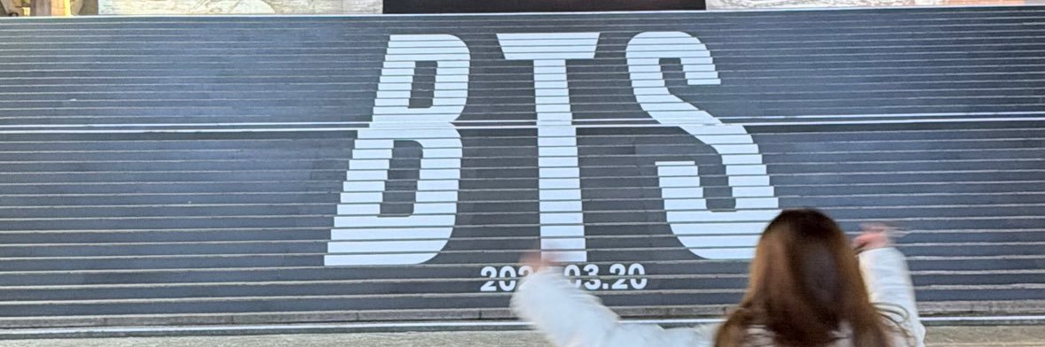 Dyan ミ★💜's banner