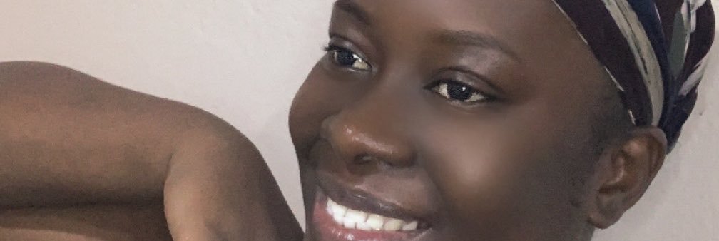 MAAME NAA🌻🌸's banner
