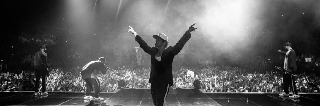 Bruno Mars VIDEO's banner