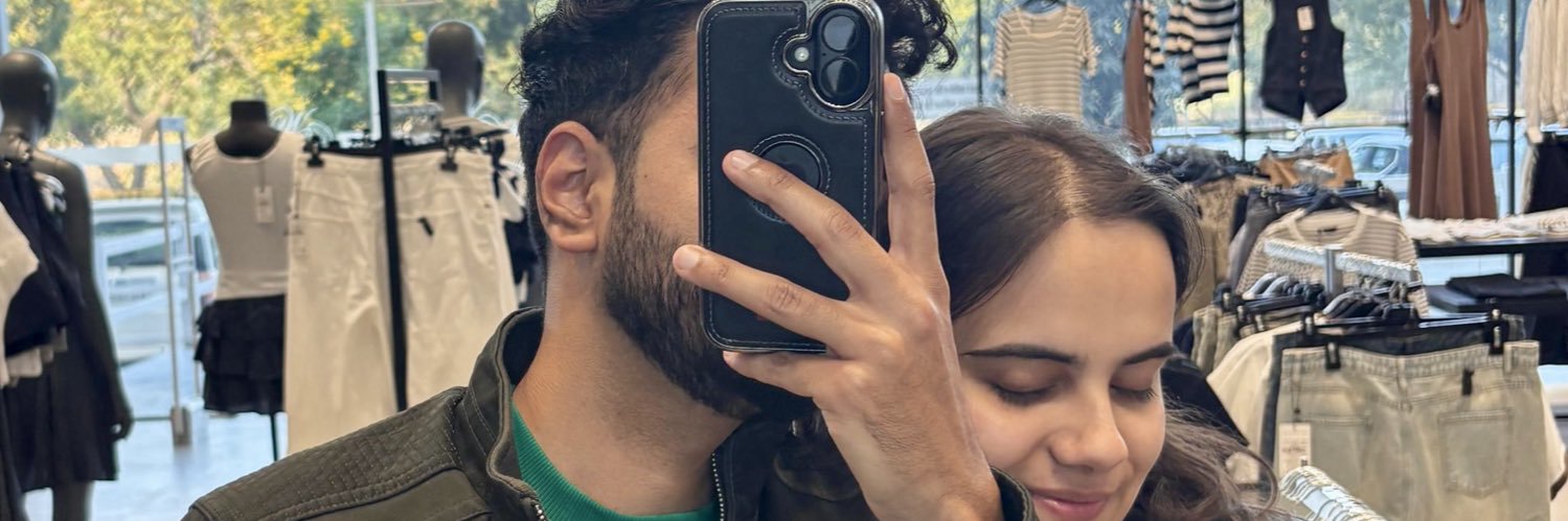Momo 🥟's banner
