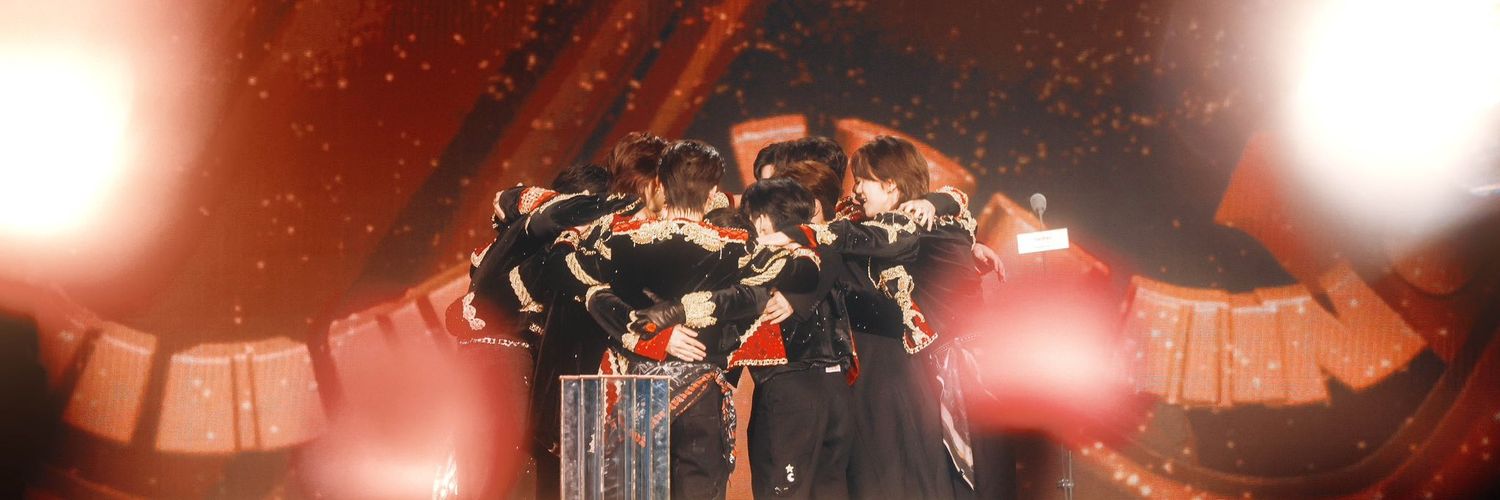 OH JJEONA, OH JJEONA's banner