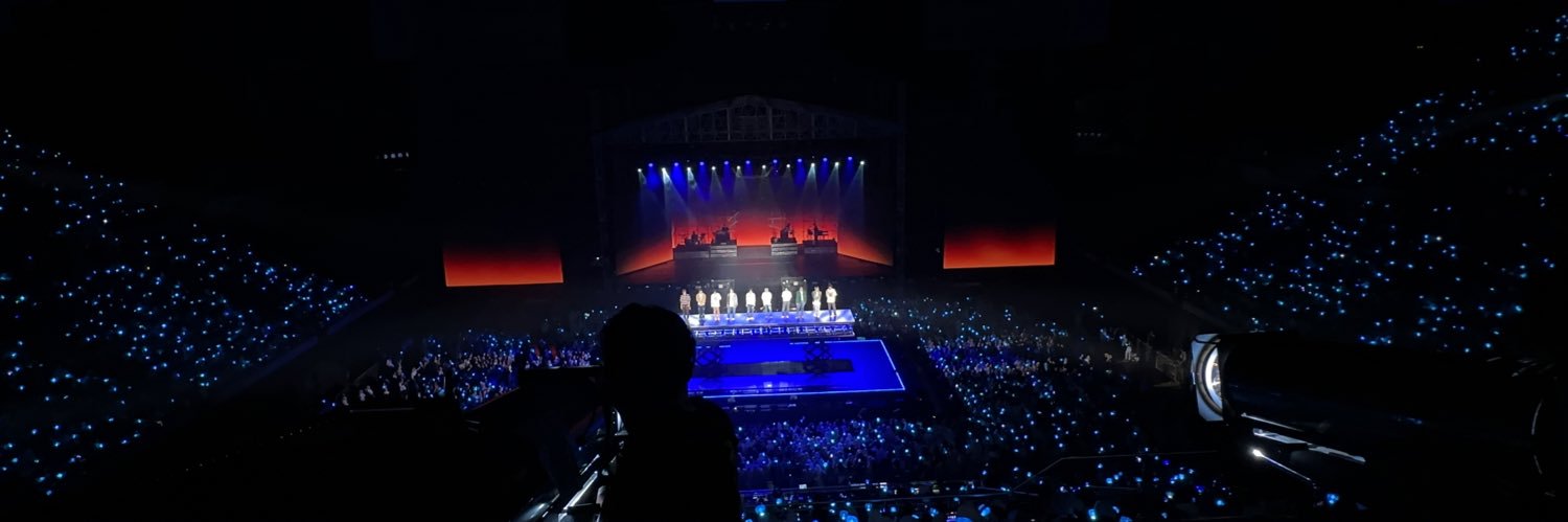 우²'s banner