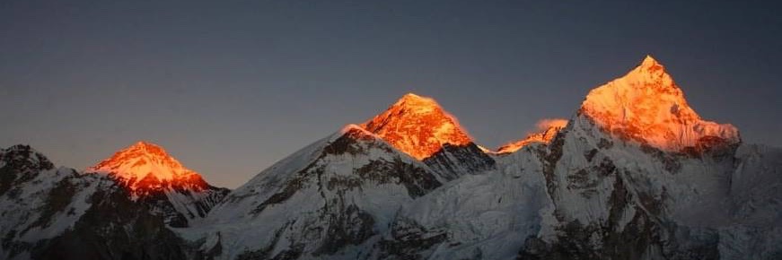 Everest Chronicle's banner
