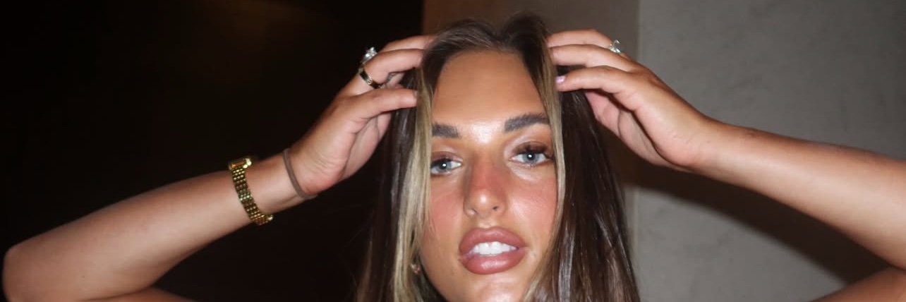 Alanna sexy💗's banner