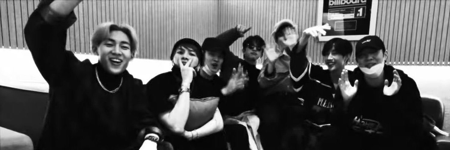 ♥︎'s banner