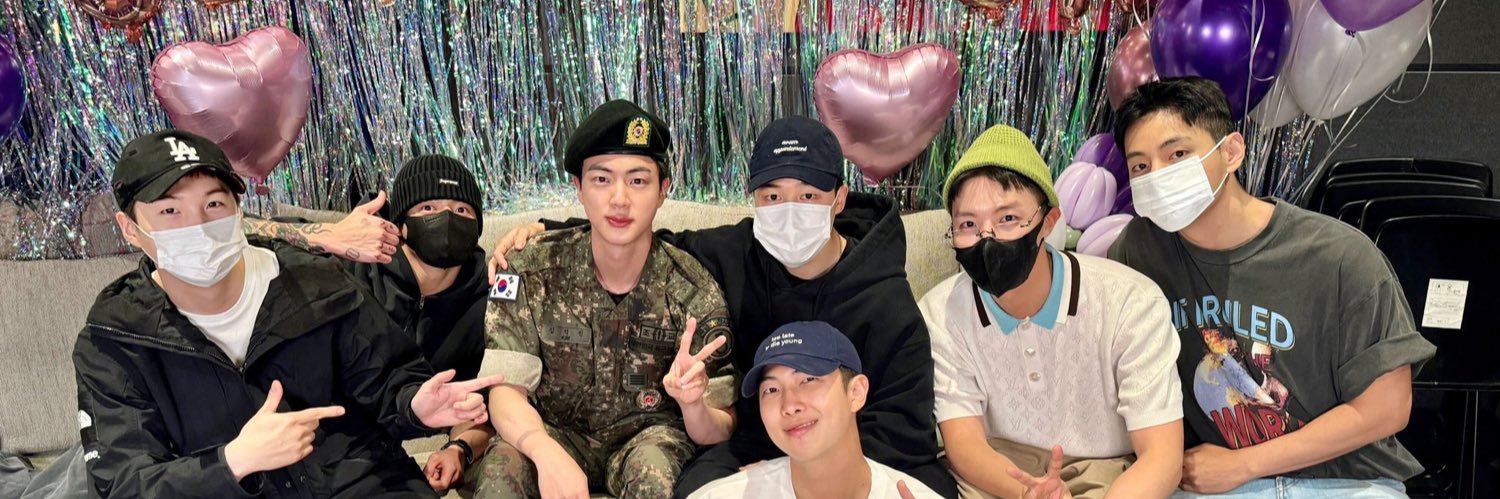 𝗸𝗮𝘁 ⋆·˚ ༘ *'s banner