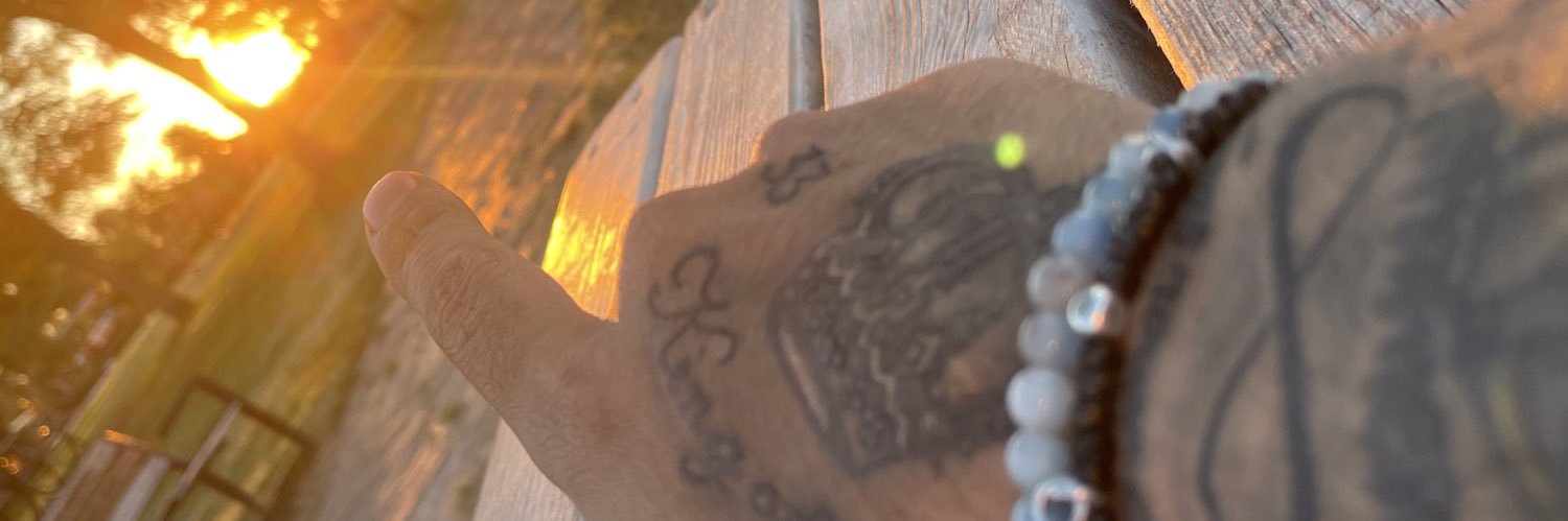 Pishro's banner
