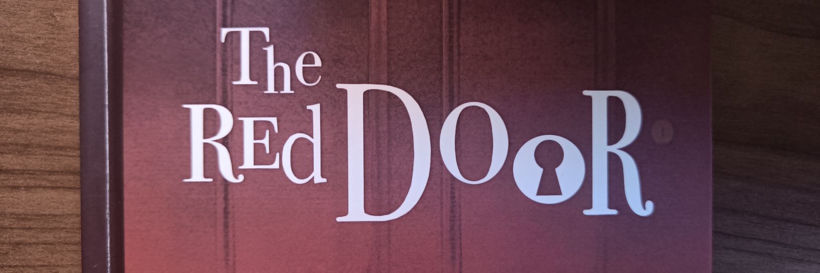 こみねめぐ【The Red DooR】's banner