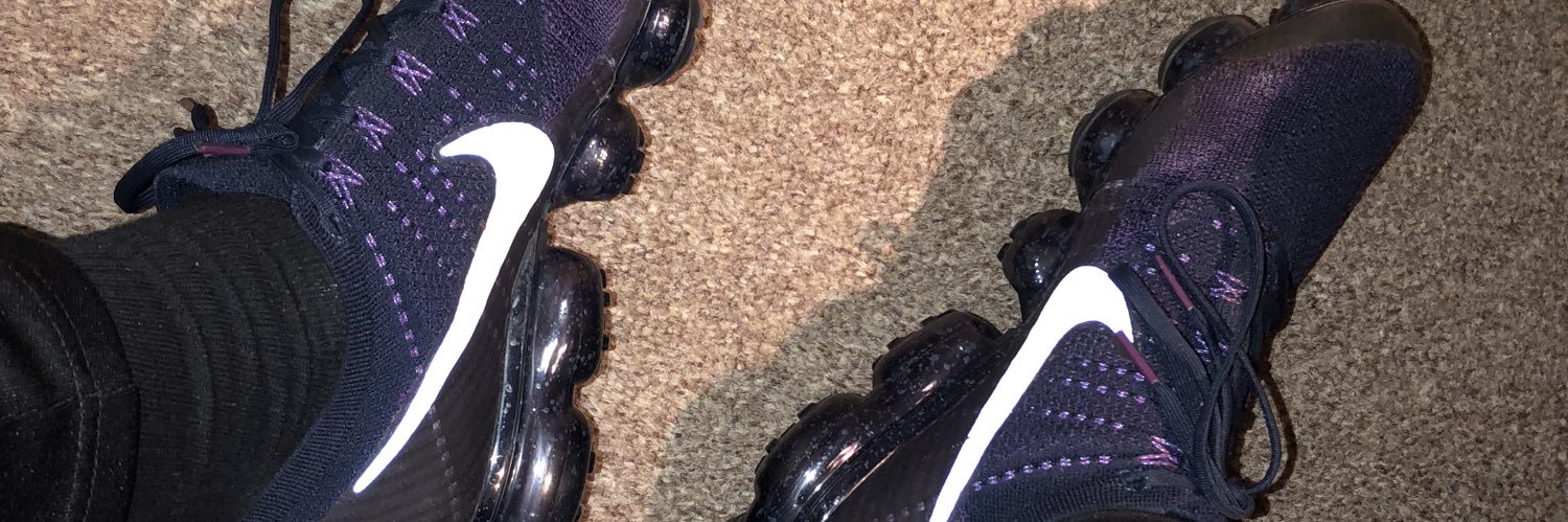 💣's banner