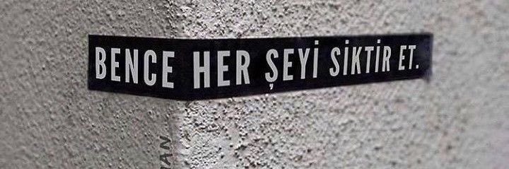R's banner