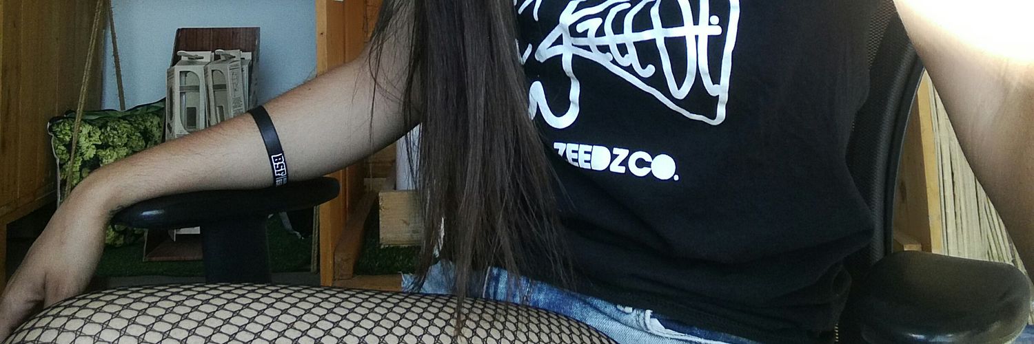420_milf's banner