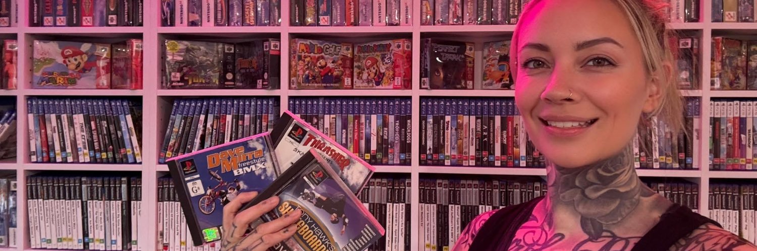 Retro Maggie's banner