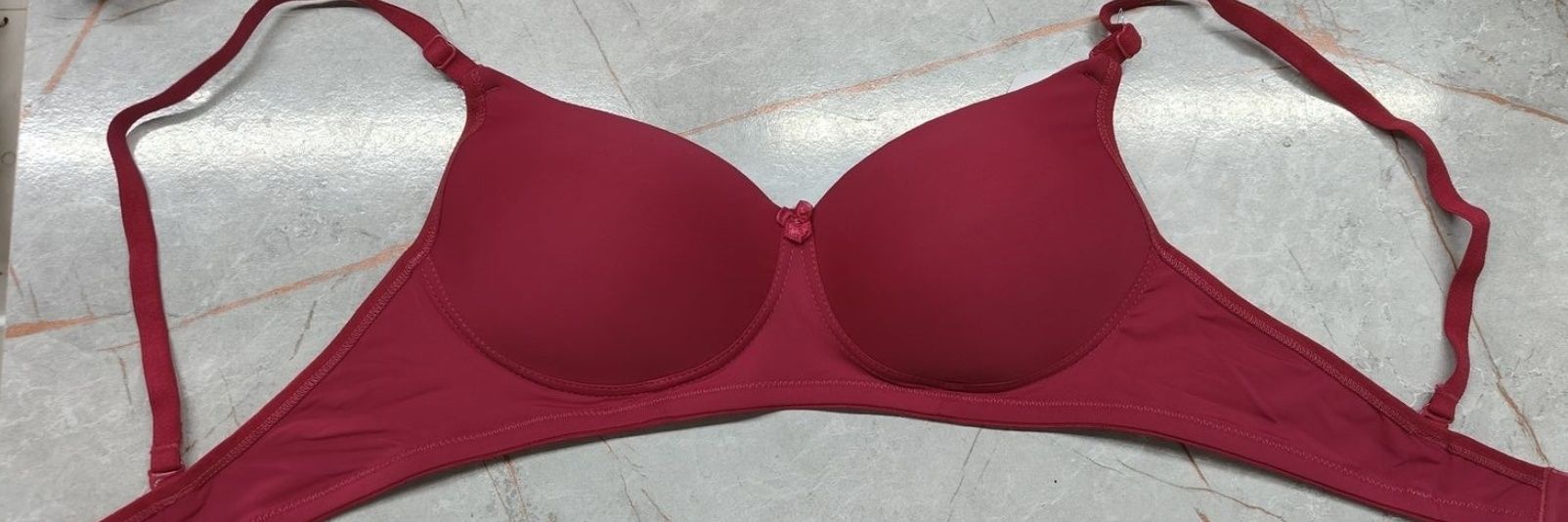 愛女人的乳房's banner