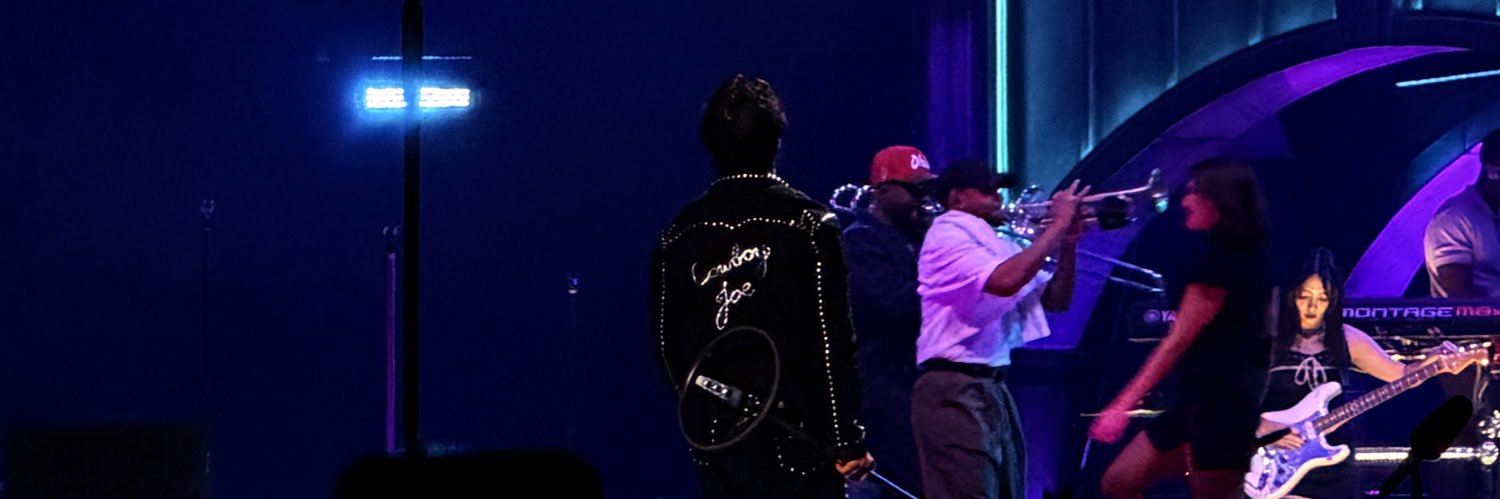 maggie's banner
